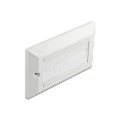 Delock Kábelrendező keret fehér fésűsávokkal 146 x 86 mm